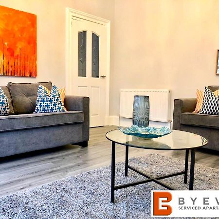 Byevo Almar Villa - Close To City And Airport - Perfect For Contractors Or Large Groups Glasgow Zewnętrze zdjęcie