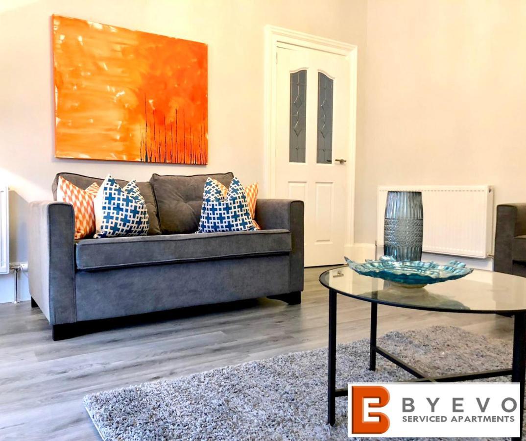 Byevo Almar Villa - Close To City And Airport - Perfect For Contractors Or Large Groups Glasgow Zewnętrze zdjęcie